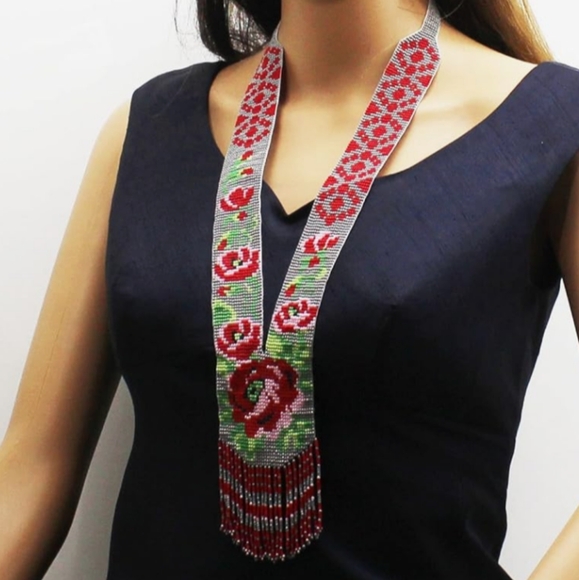 Red Rose Flowers Seed Beaded Necklace Native American Grey Floral L - Picture 5 of 11